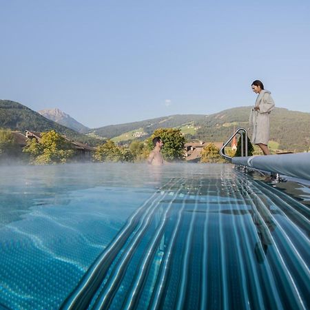 Hotel Fameli Olang Dış mekan fotoğraf