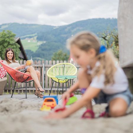 Hotel Fameli Olang Dış mekan fotoğraf