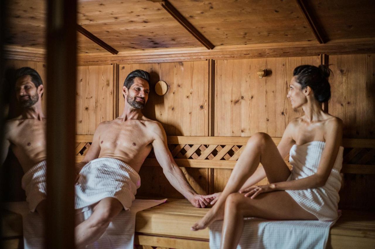 Hotel Fameli Olang Dış mekan fotoğraf